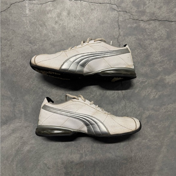 Vintage Puma women's White and Gray Sneakers - Picture 3 of 7